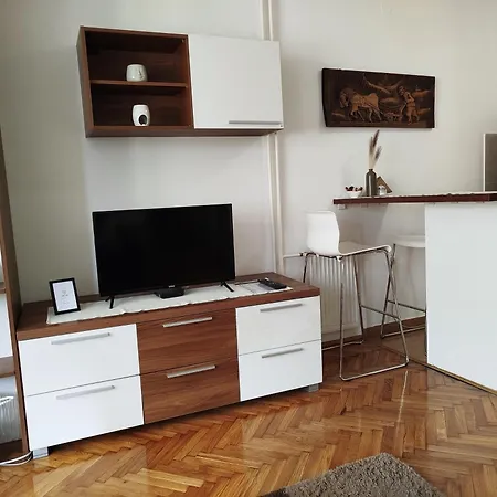 Apartment M&m