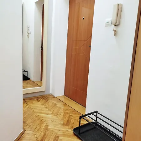 M&m Apartment *